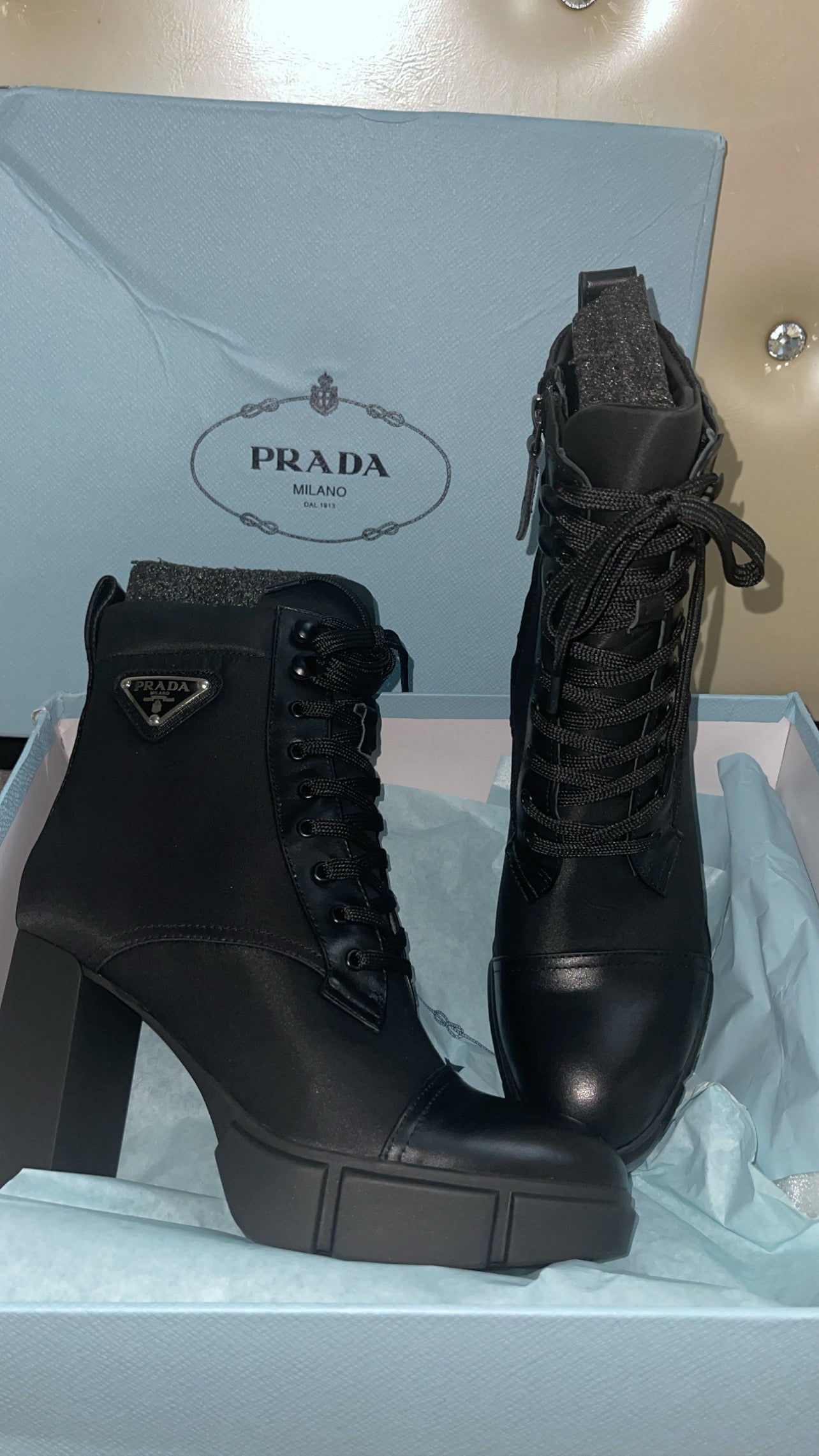 BOOTS