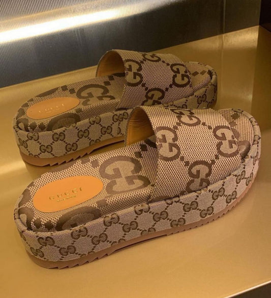 Gg Sandals